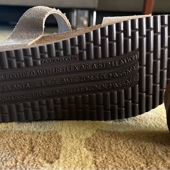 Mephisto sandals, silver metallic. NWT size 39/9 originally $215 - Picture 7 of 8